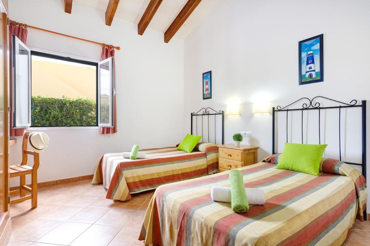 Villa S'Aladern กาลาเอนบอสช์ ภายนอก รูปภาพ